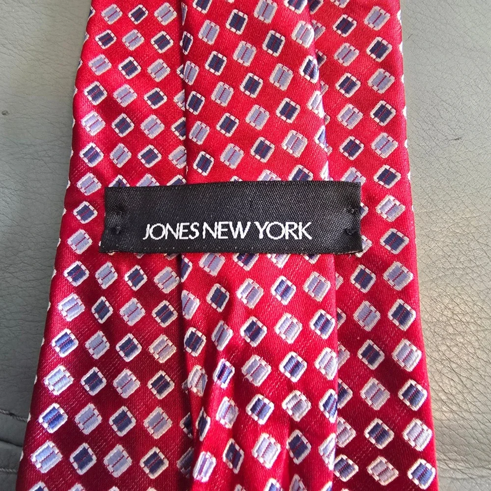 Jones New York Mens Red‎ Geometric Square Silk Necktie Formal Business Tie